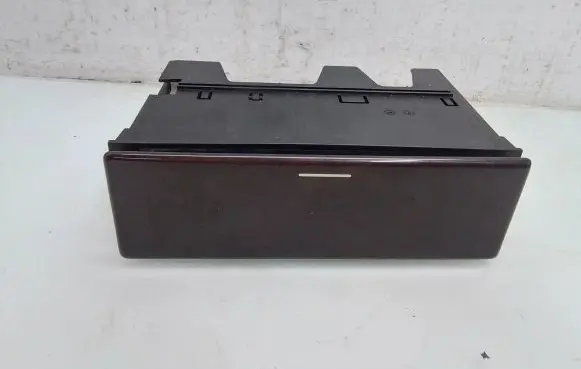Mercedes-Benz E W210 Car ashtray 2106830091