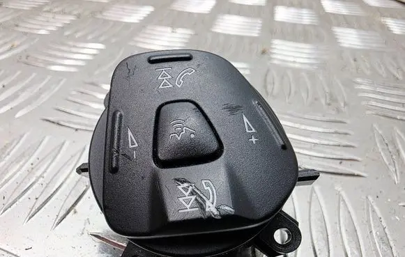 Ford B-MAX Steering wheel buttons/switches AV1T14K147AA