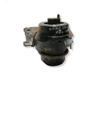 Toyota Land Cruiser (J120) Engine mount bracket 
