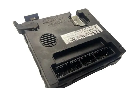 Hyundai Santa Fe Immobilizer control unit/module 954002B490 97RA012207 5WY8136E