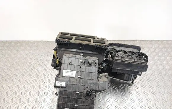 Opel Astra K Interior heater climate box assembly 39041847