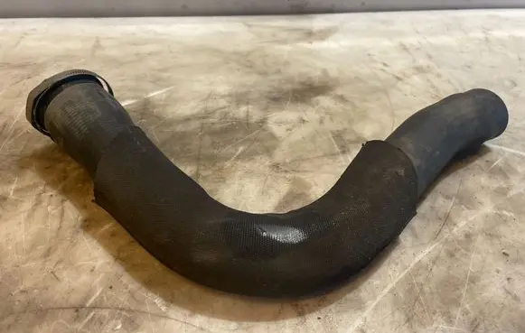 Intercooler hose/pipe