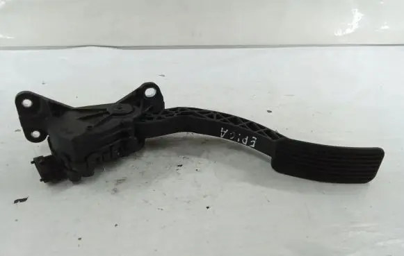 Chevrolet Epica Accelerator throttle pedal 96408078