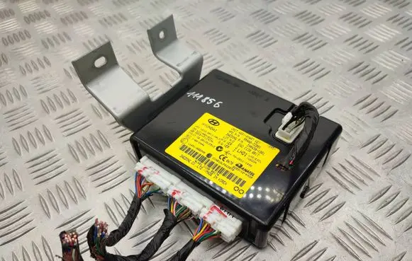 Hyundai i40 Keyless (KESSY) go control unit/module 954803Z001