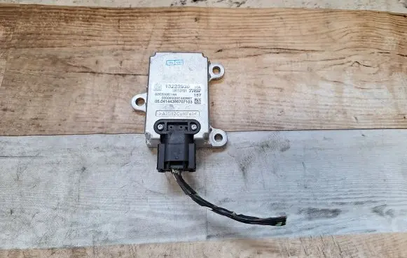 Opel Vectra C ESP acceleration yaw rate sensor 13223930