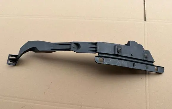 Opel Astra J Headlight/headlamp mounting bracket 13287640 13287642