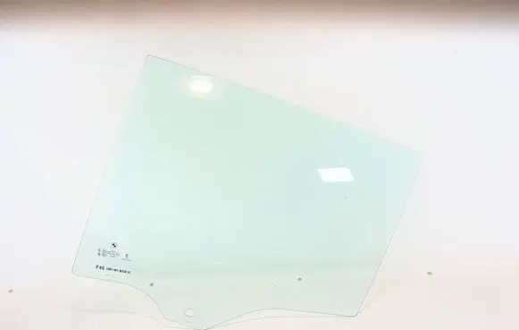 BMW 1 F40 Rear door window glass SZYBABMWF40