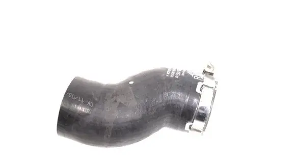 Volkswagen PASSAT B6 Intercooler hose/pipe A1770901182