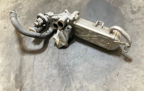 Audi A3 S3 A3 Sportback 8P EGR valve 0280751016 03L131512BL