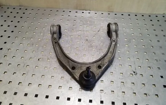 Audi Q7 4L Front upper control arm/wishbone 7L0407047B