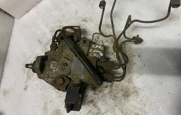 Opel Combo B Fuel injection high pressure pump 9460620923