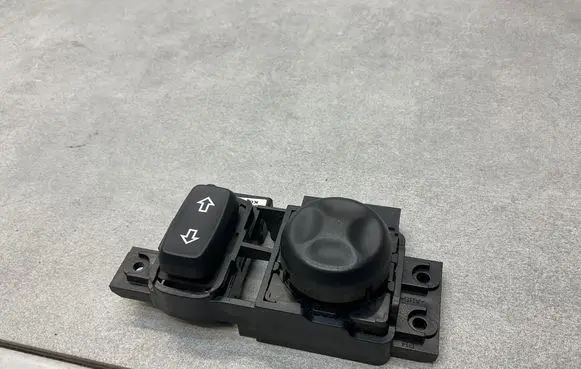 Opel Mokka Seat control switch 25802502 13282592