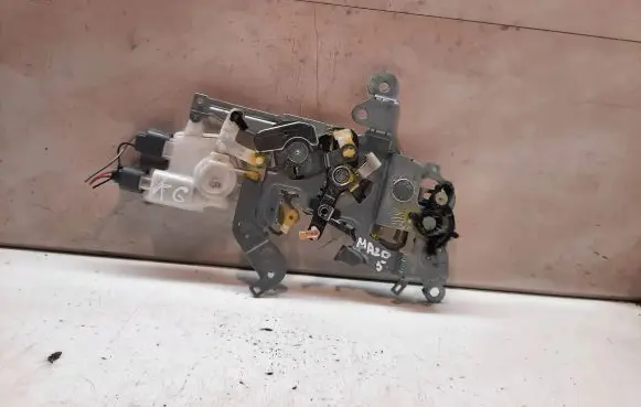 Mazda 5 Sliding door lock 