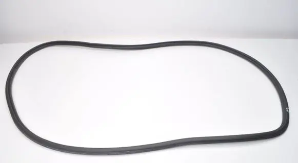 Bentley Bentayga Front door rubber seal LEWY