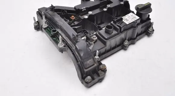 Ford Fiesta Rocker cam cover CM5G-6K271-CL