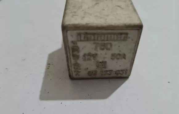 Volkswagen Golf IV Other relay 09173931