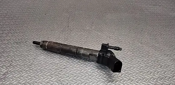 Mercedes-Benz CLK A209 C209 Fuel injector 0445115027 A6420700587