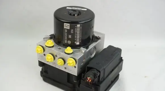 Audi A3 S3 8P ABS Pump 1K0614517BD 1K0907379AD