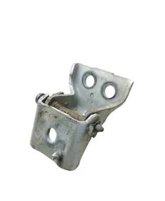 Citroen Berlingo Front door lower hinge 