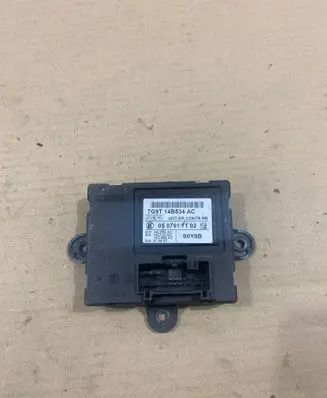 Ford Mondeo MK IV Door control unit/module 7G9T14B534AC 0507917102