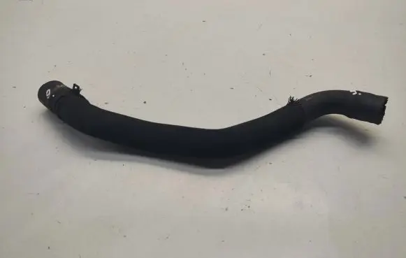 Mercedes-Benz A W176 Engine coolant pipe/hose A2465010782