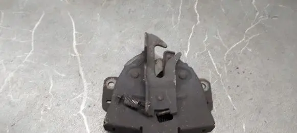Mitsubishi Space Wagon Engine bonnet/hood lock/catch