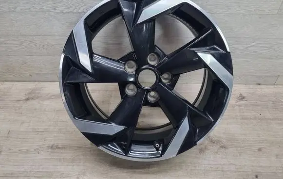 Nissan Juke II F16 R17 alloy rim 6PD1A