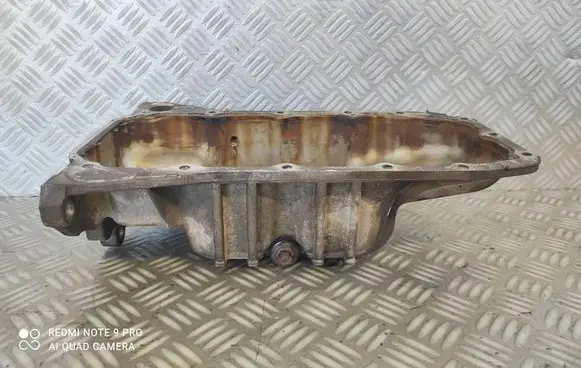 Oil sump