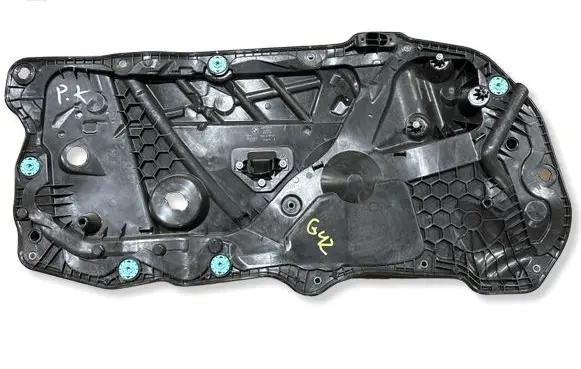 BMW 2 G42 Front door sound insulation 8495255