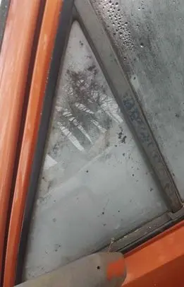 Volkswagen PASSAT Front vent window/glass (coupe) 823845115