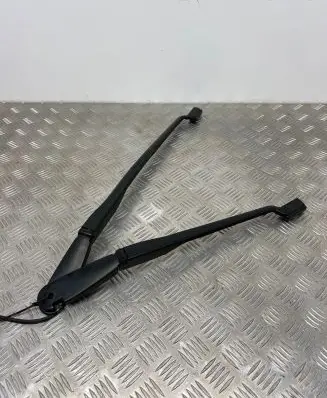 Peugeot 508 II Windshield/front glass wiper blade W000083006 W000083002
