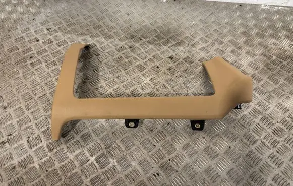 Dashboard lower bottom trim panel
