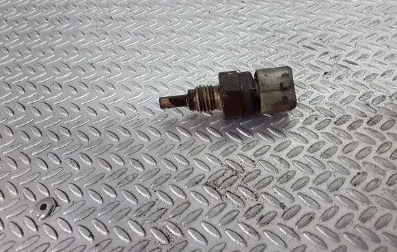 Coolant temperature sensor