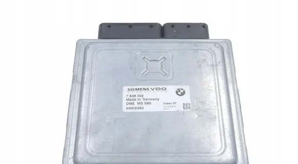 BMW 5 E60 E61 Engine control unit/module 5WK9363 7838302