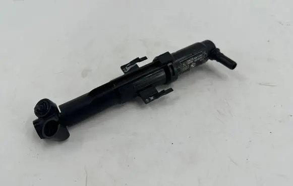 Headlight washer spray nozzle