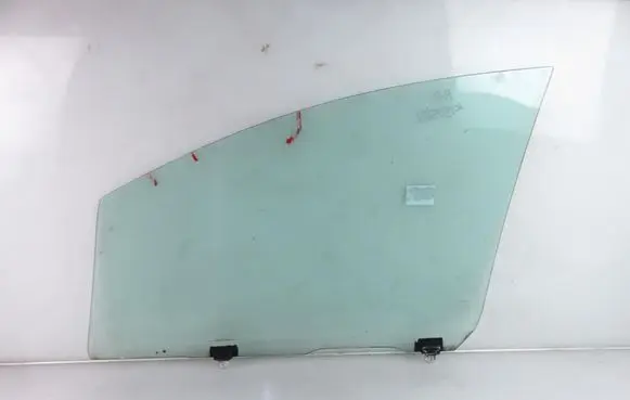 Toyota Previa (XR30, XR40) II Front door window glass four-door 