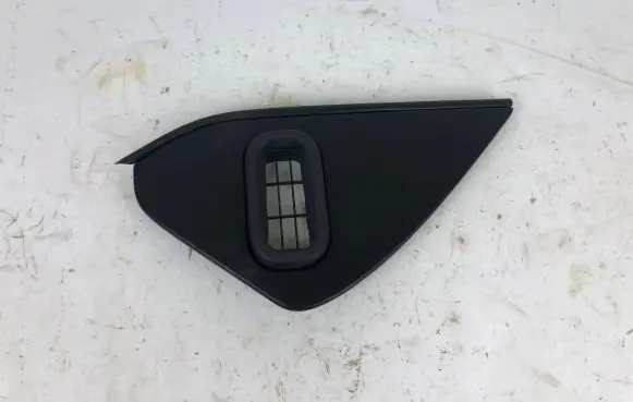 Maserati Ghibli Dashboard side end trim 06700184350 FGMRU02103 11102017061111