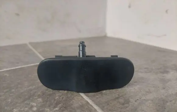 Audi A4 S4 B8 8K Windshield washer spray nozzle 8T0955987B