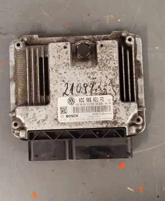 Volkswagen Touran I Engine control unit/module 03g906021pd 0281014073