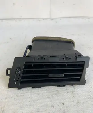 BMW 5 E60 E61 Dashboard side air vent grill/cover trim 6910732