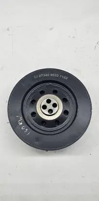 BMW 5 E60 E61 Crankshaft pulley 273409533