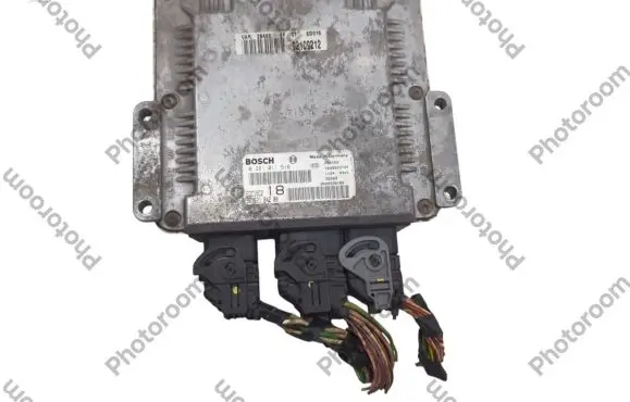 Peugeot 607 Engine control unit/module 0281011516 9652184280 9640938180