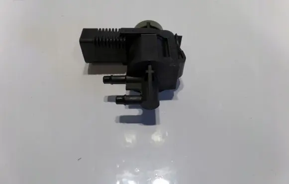 Audi A6 S6 C6 4F Turbo solenoid valve 1J0906283C
