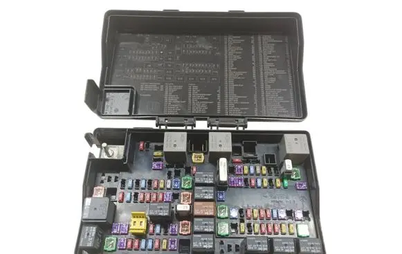 Jeep Grand Cherokee Fuse box set