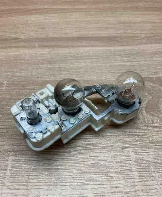 BMW 3 E90 E91 Tail light bulb cover holder 7183844