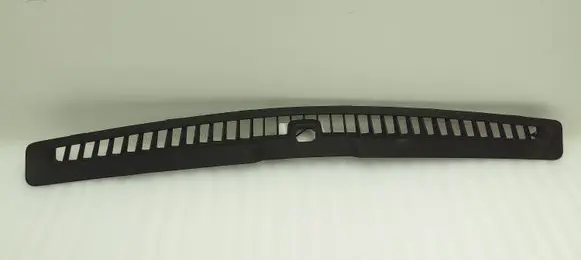 Ford Mustang V Dashboard air vent grill cover trim CR3363046B62A