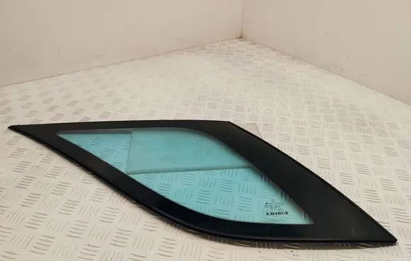 Mercedes-Benz ML W164 Rear side window 43R000004