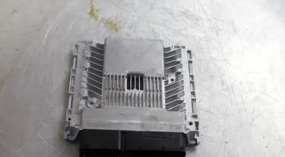 Audi A6 S6 C6 4F Engine control unit/module 4F0910552RX