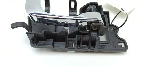 Cadillac SRX Front door interior handle 257078893 SR5884