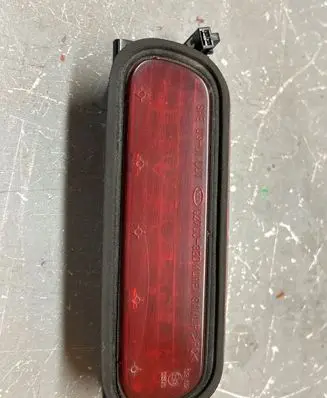 KIA Sorento Third/center stoplight 927003E0